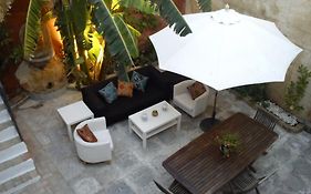 Apartamentos El Patio Andaluz